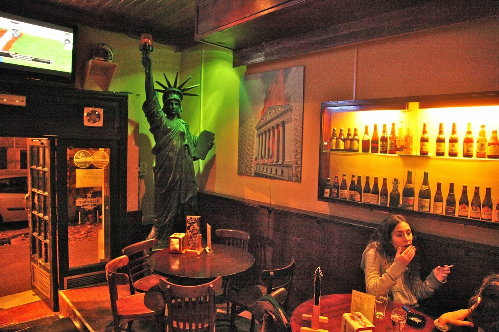 Dow Jones Bar - Image 1