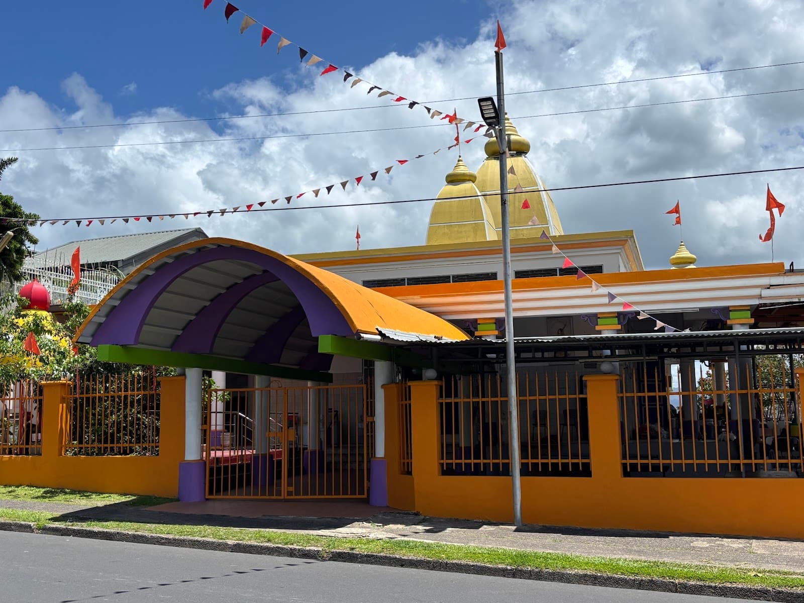 Shree Laxmi Narayan Temple (Samabula) - Image 1