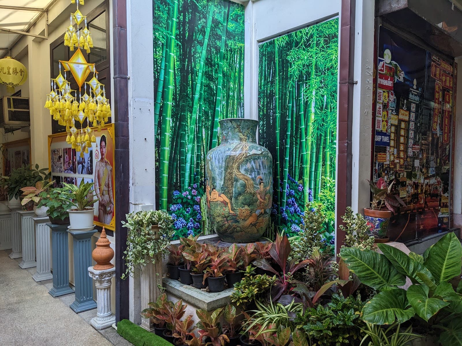 Talat Noi Bangkok - Image 1