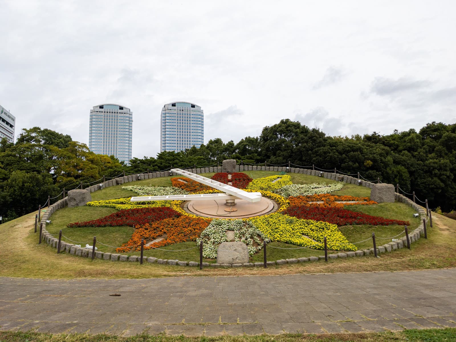 Makuhari Seaside Park - Image 1