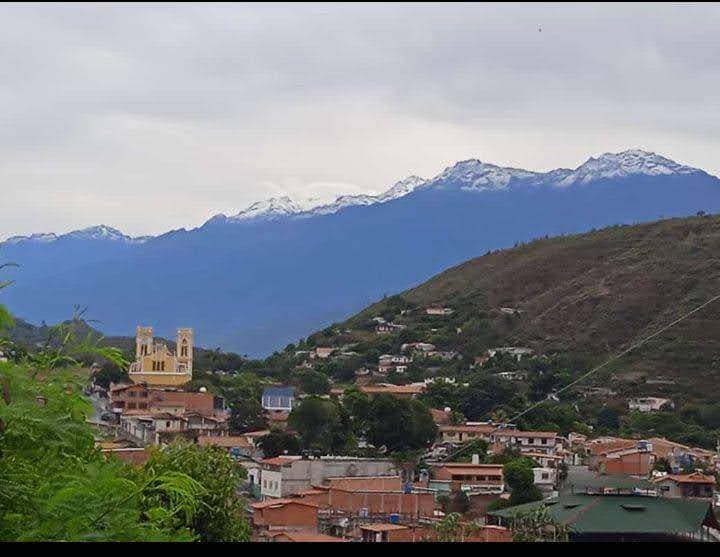 Lagunillas town - Image 1