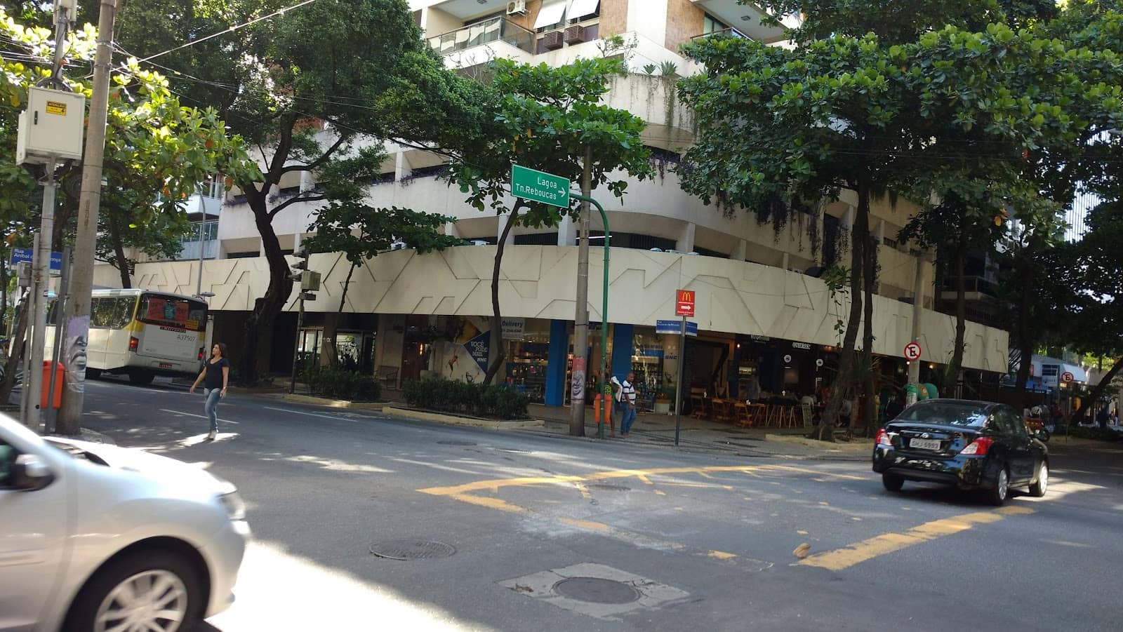 Riachuelo's Secret Garden