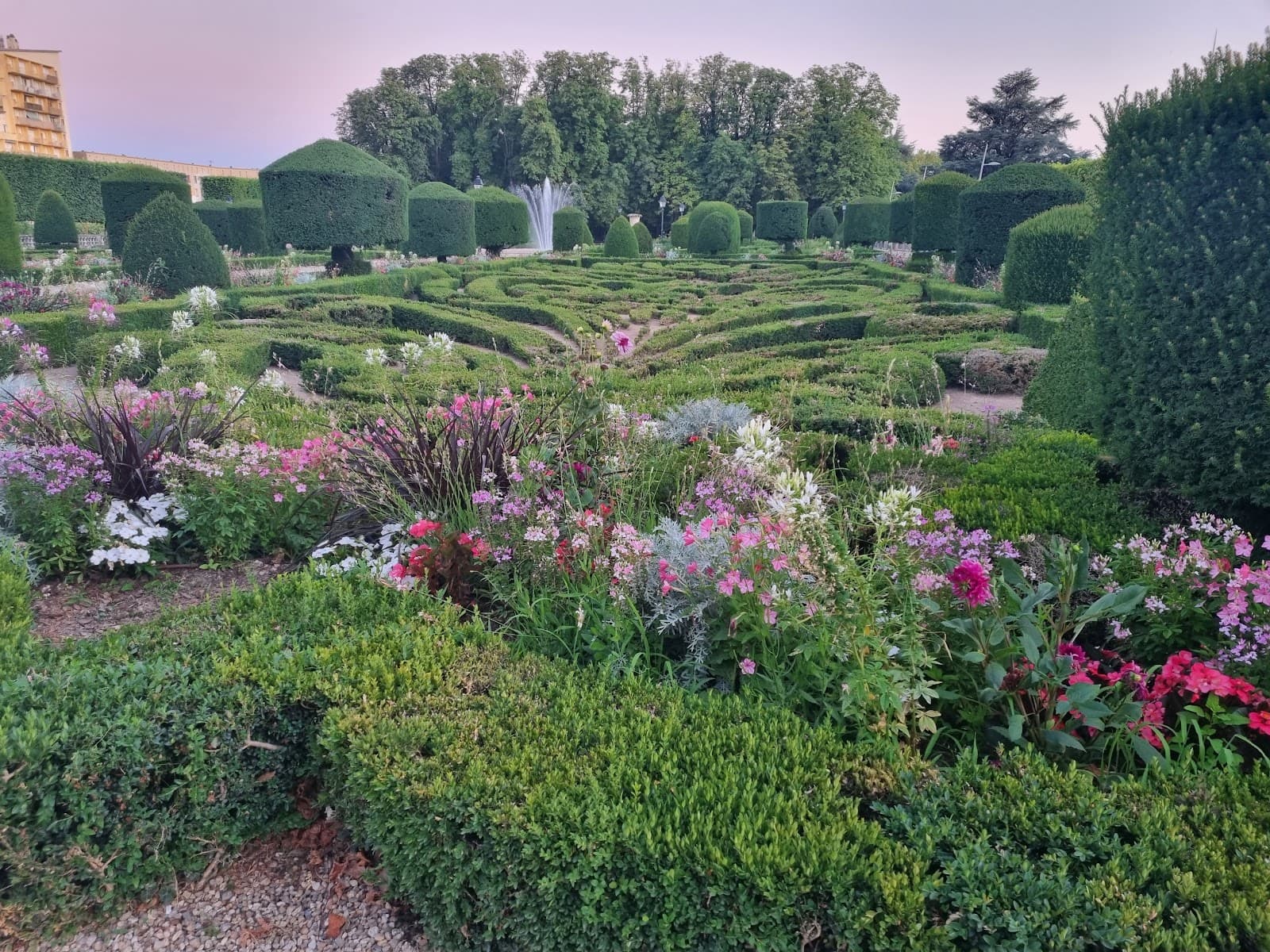 Jardin de l’Évêché - Image 1