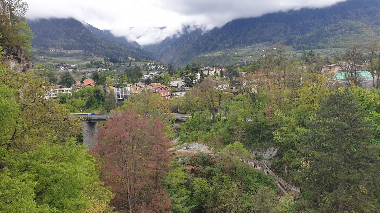 Dorf Tirol Starting Point