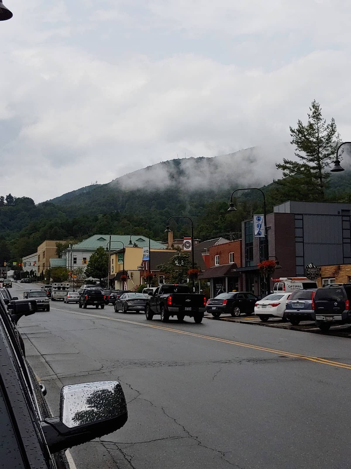 Local Eateries & Cafes