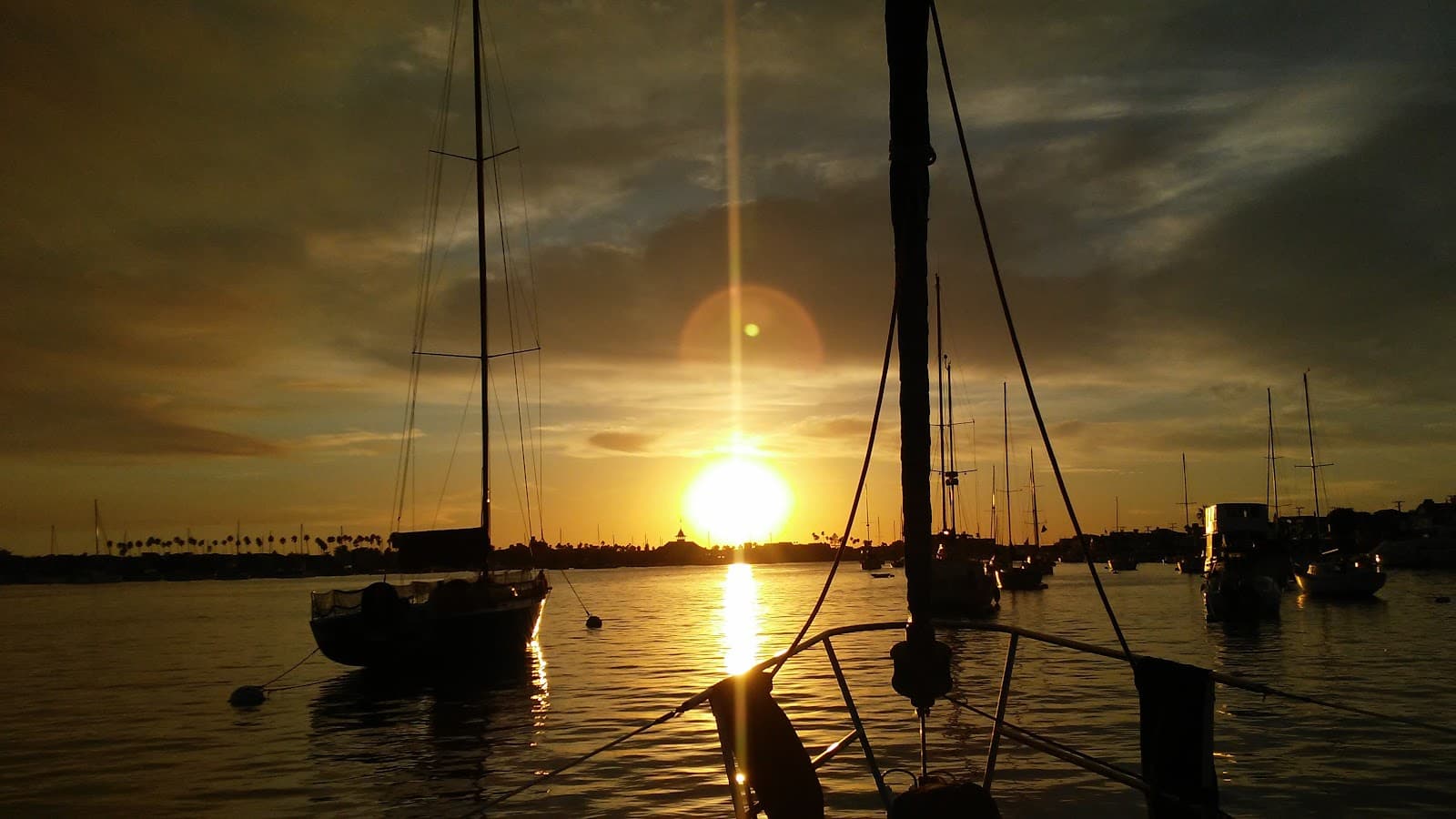Marine Avenue (Balboa Island) - Image 1