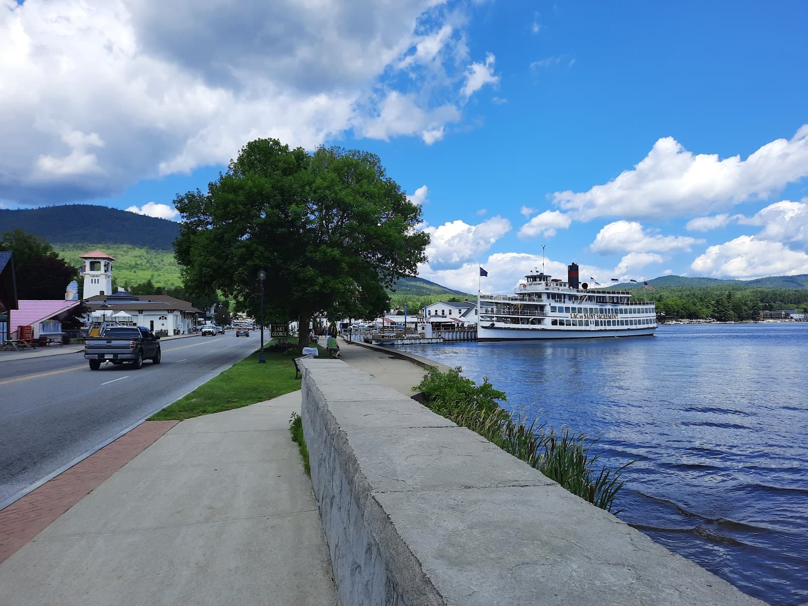 Beach Road Promenade - Image 1