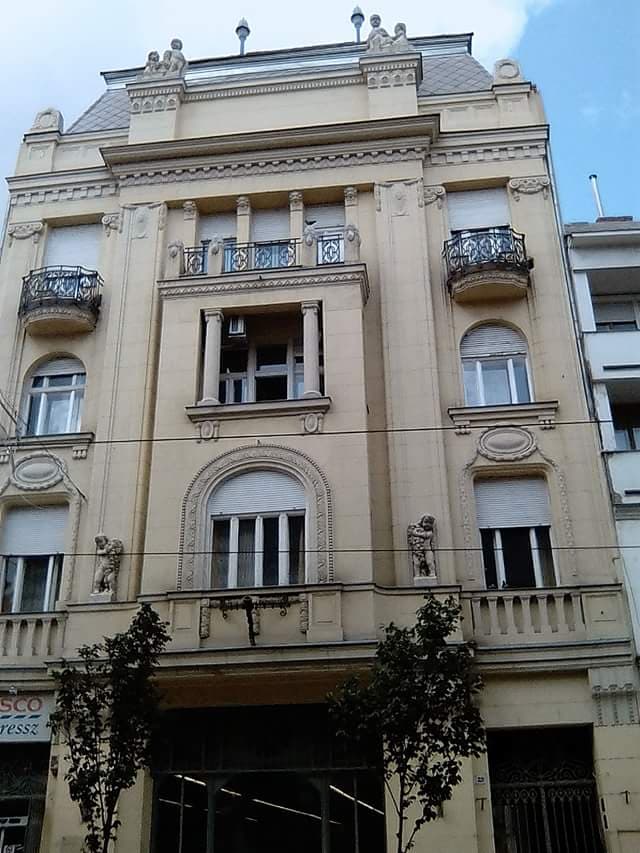 Széchenyi Street - Image 1