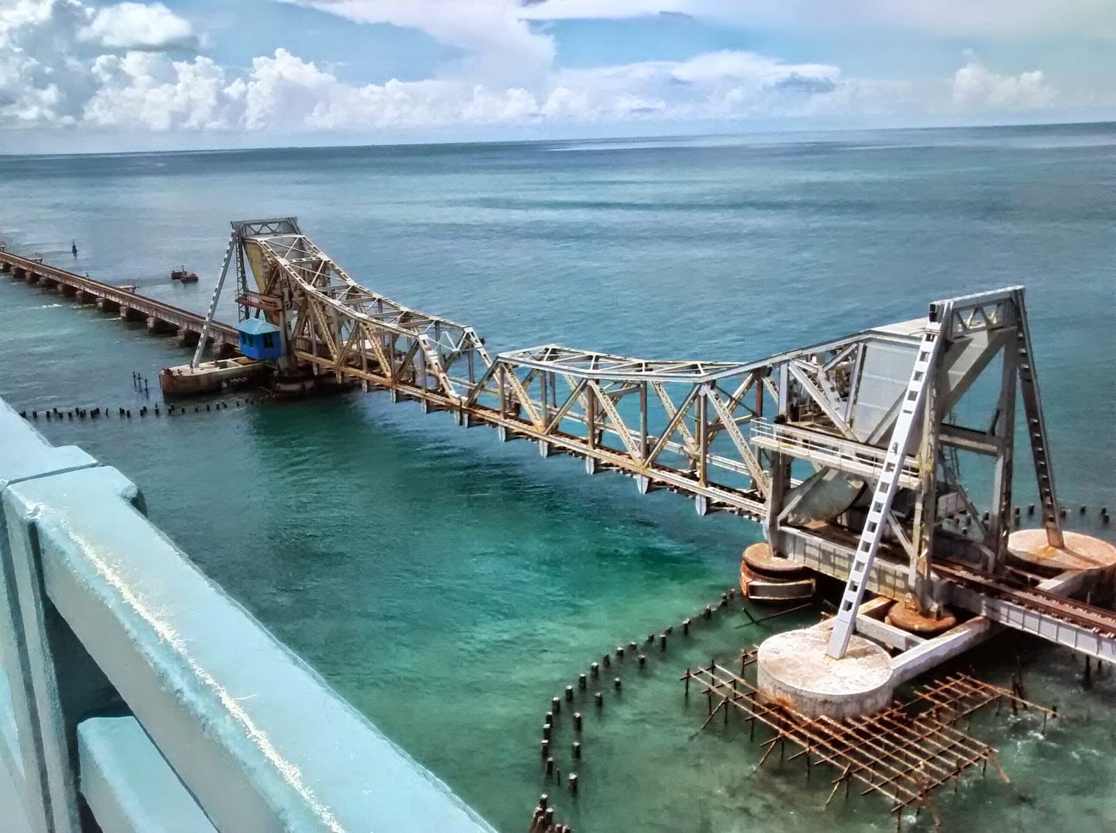 Pamban Bridge (Annai Indira Gandhi Road Bridge) - Image 1