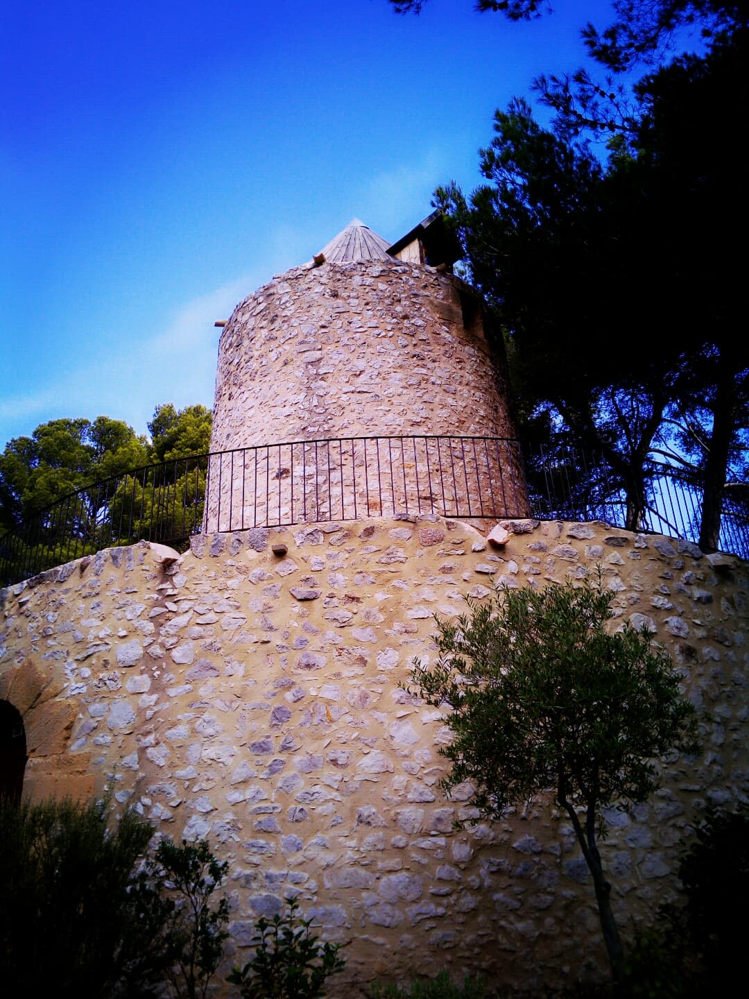 Route Cézanne - Image 1