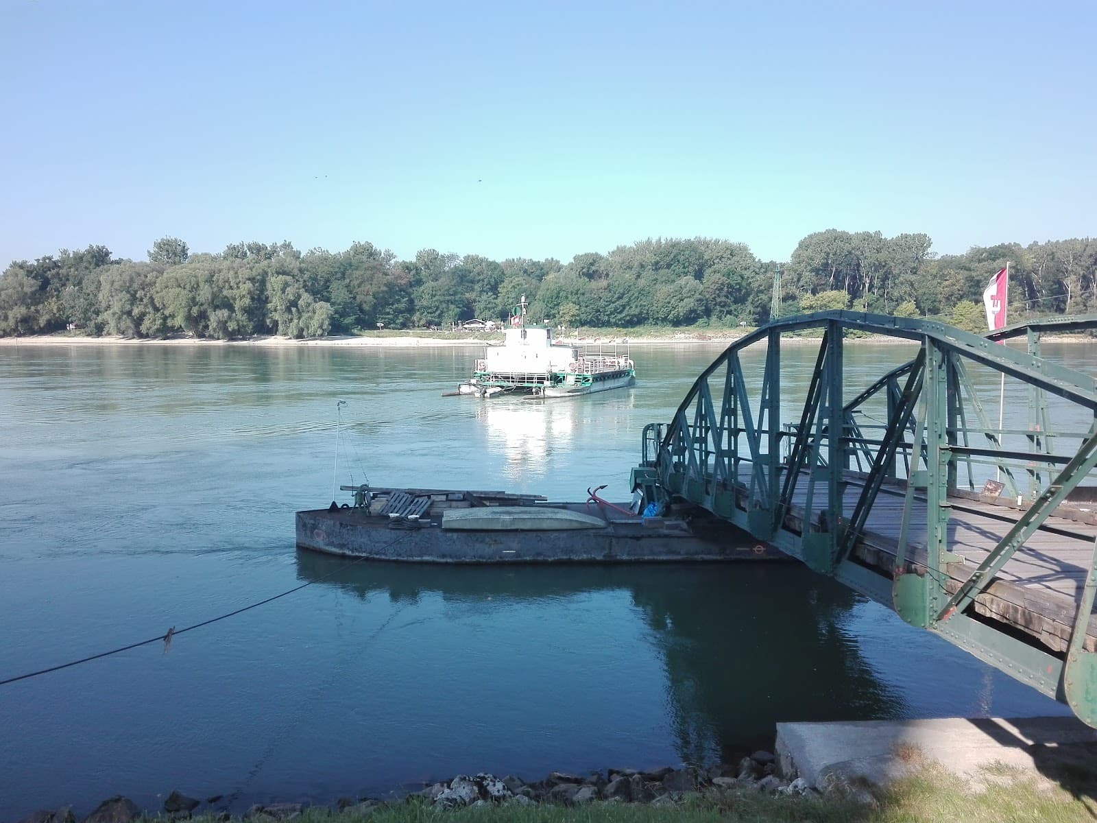 Rollfähre Korneuburg Klosterneuburg - Image 1