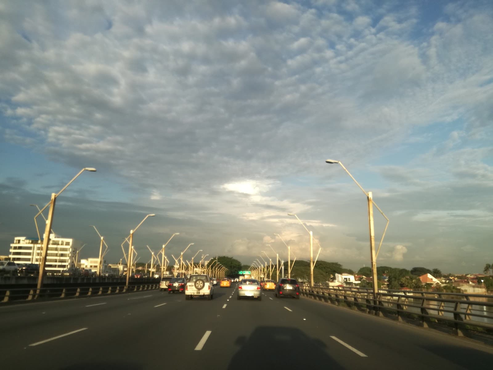 Puente de la Unidad Nacional - Image 1