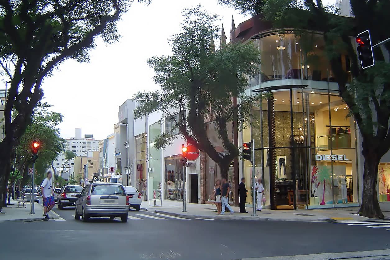 Belong Be - Create Your Gloss