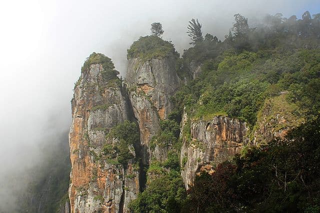 Pillar Rocks Kodaikanal - Image 1