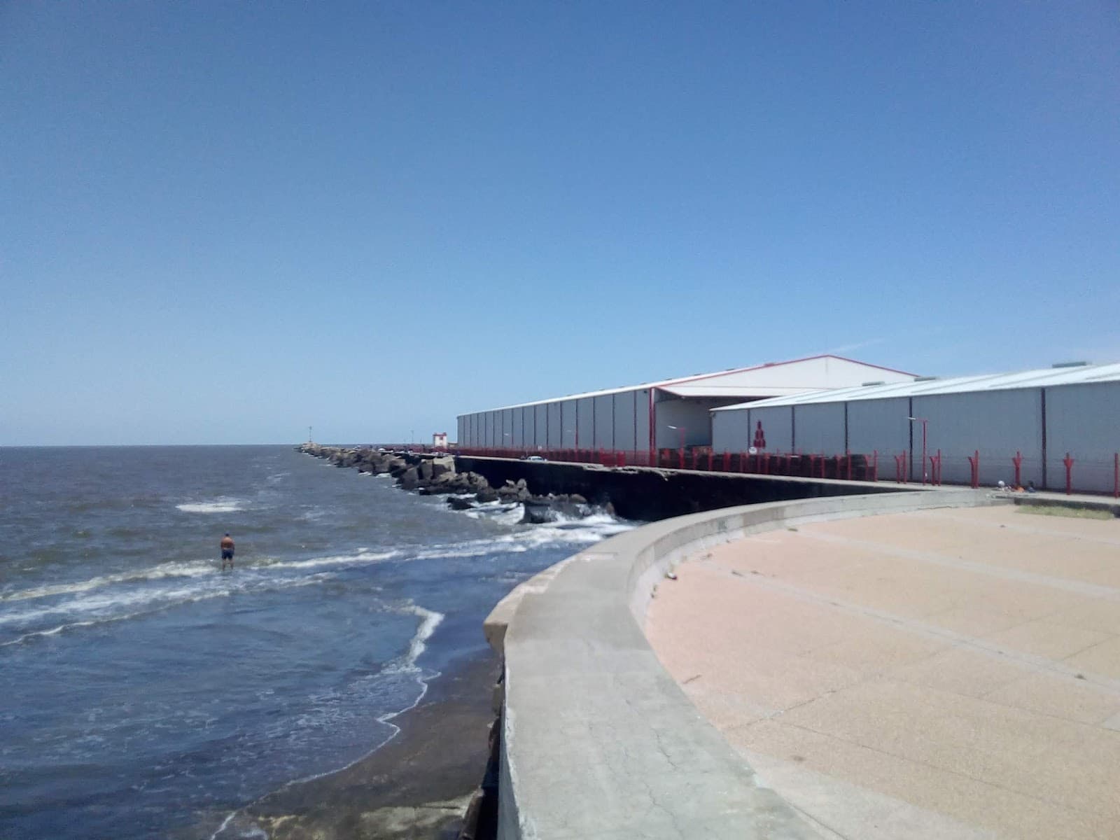 Escollera Sarandí - Image 1