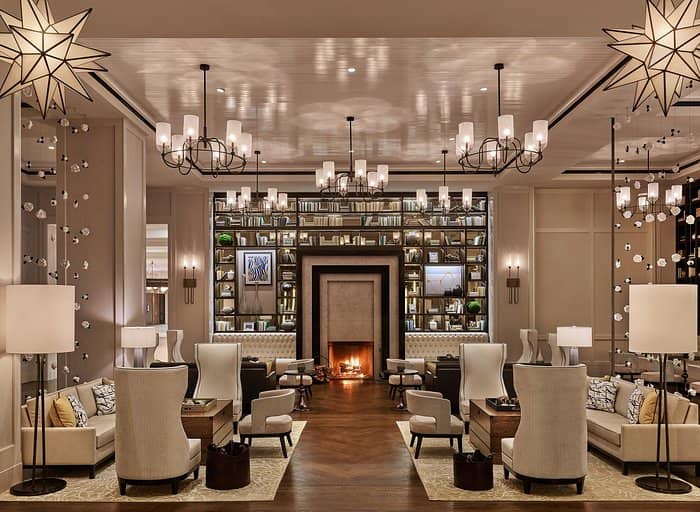 Vibrant Outdoor Ambiance