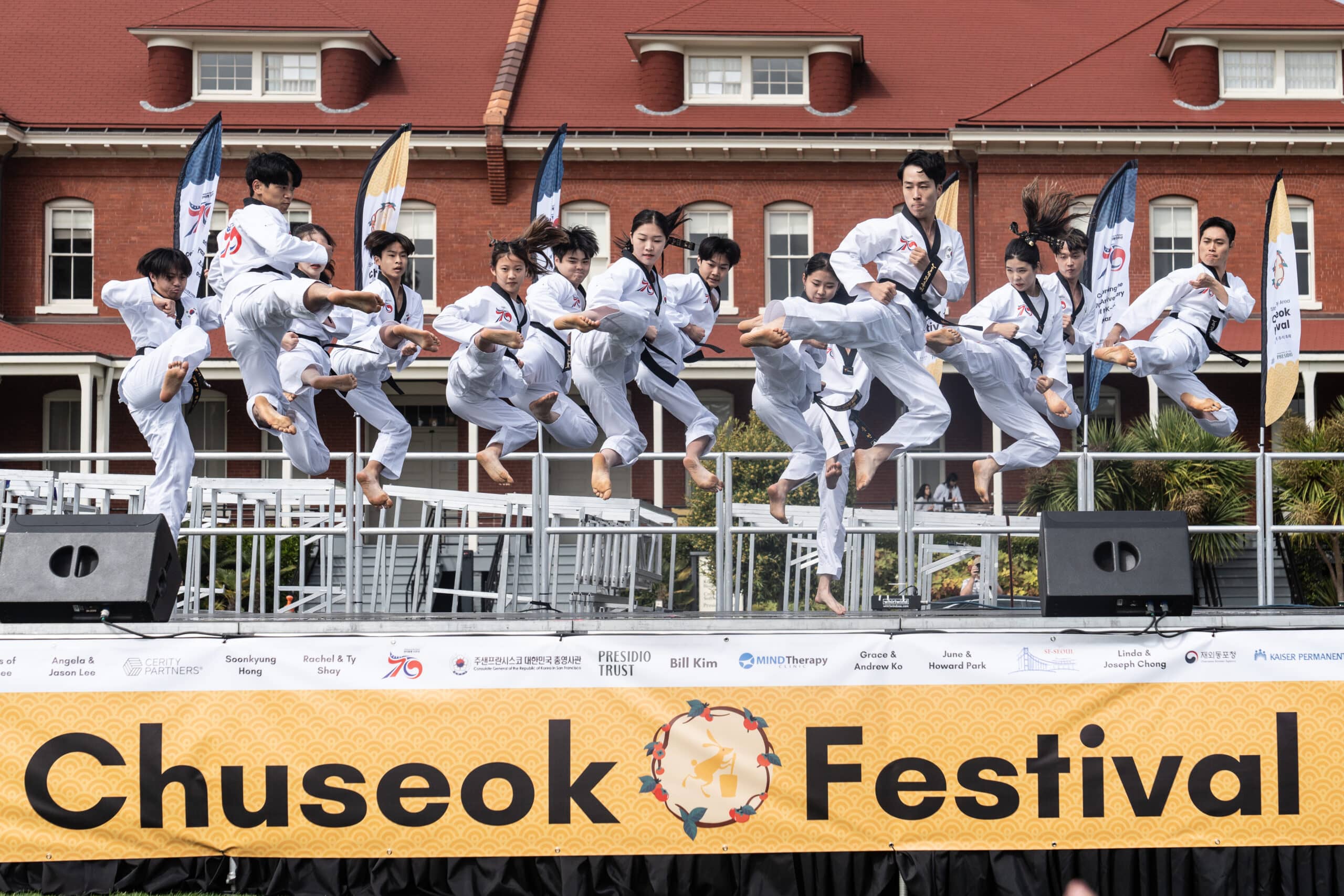 Live Music & Community