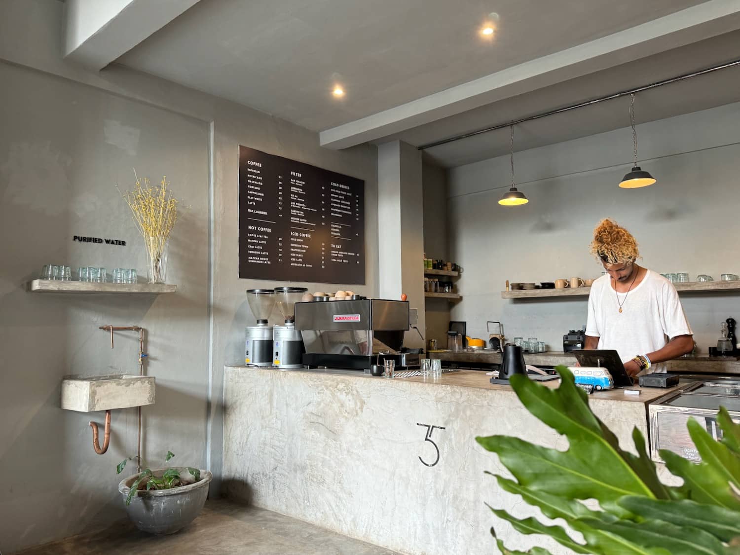 Delicious Pastries & Cafe