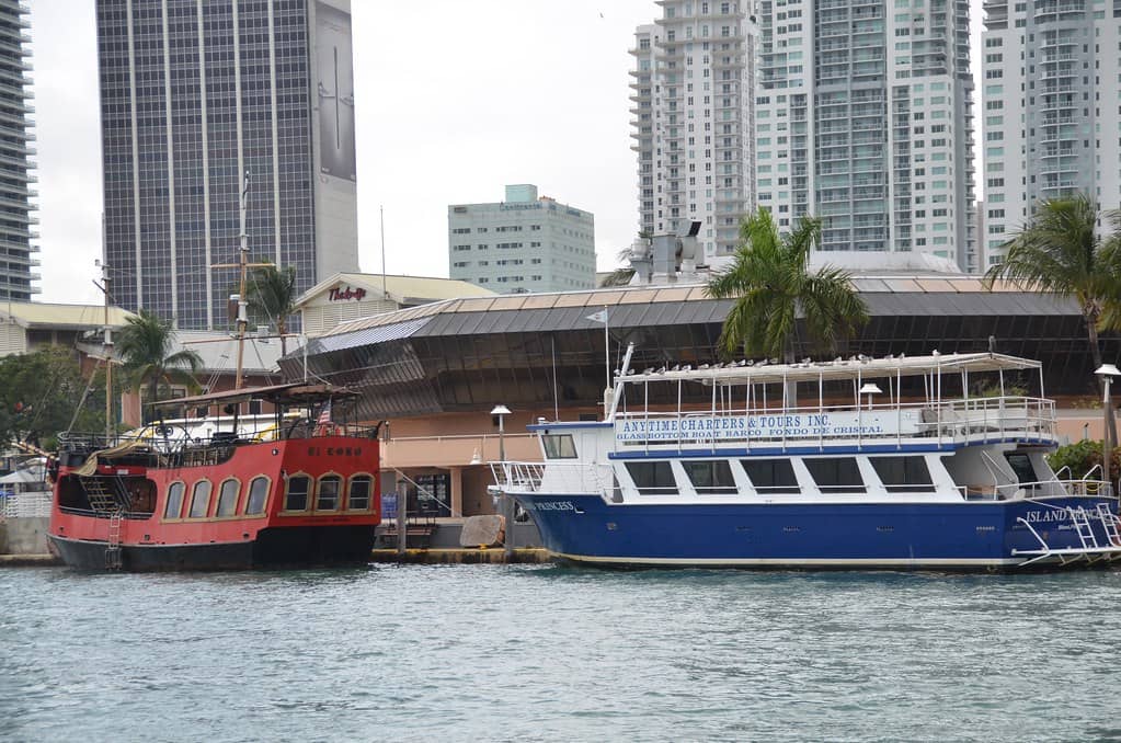 Boat Tours & Cruises