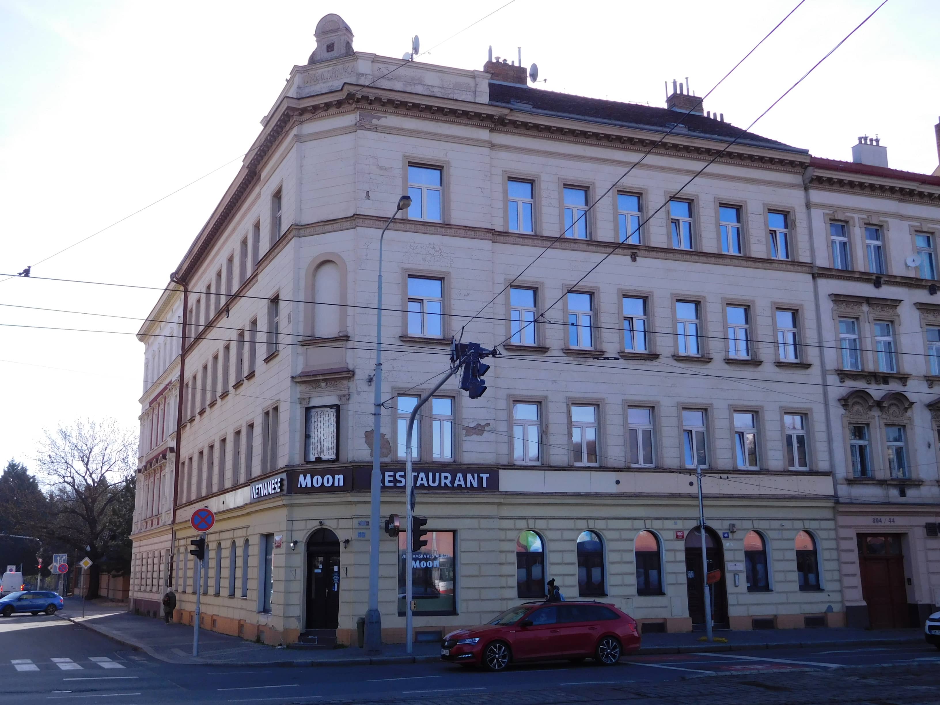 Smíchov's Culinary Scene