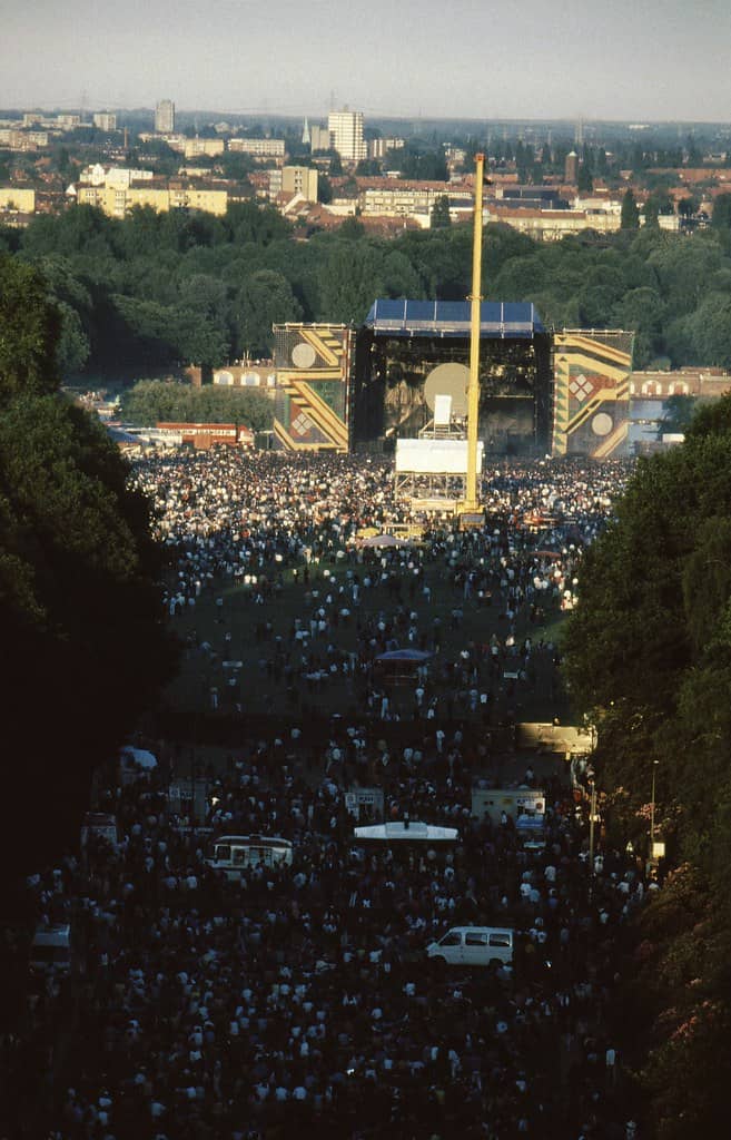 Rooftop Skyline Views