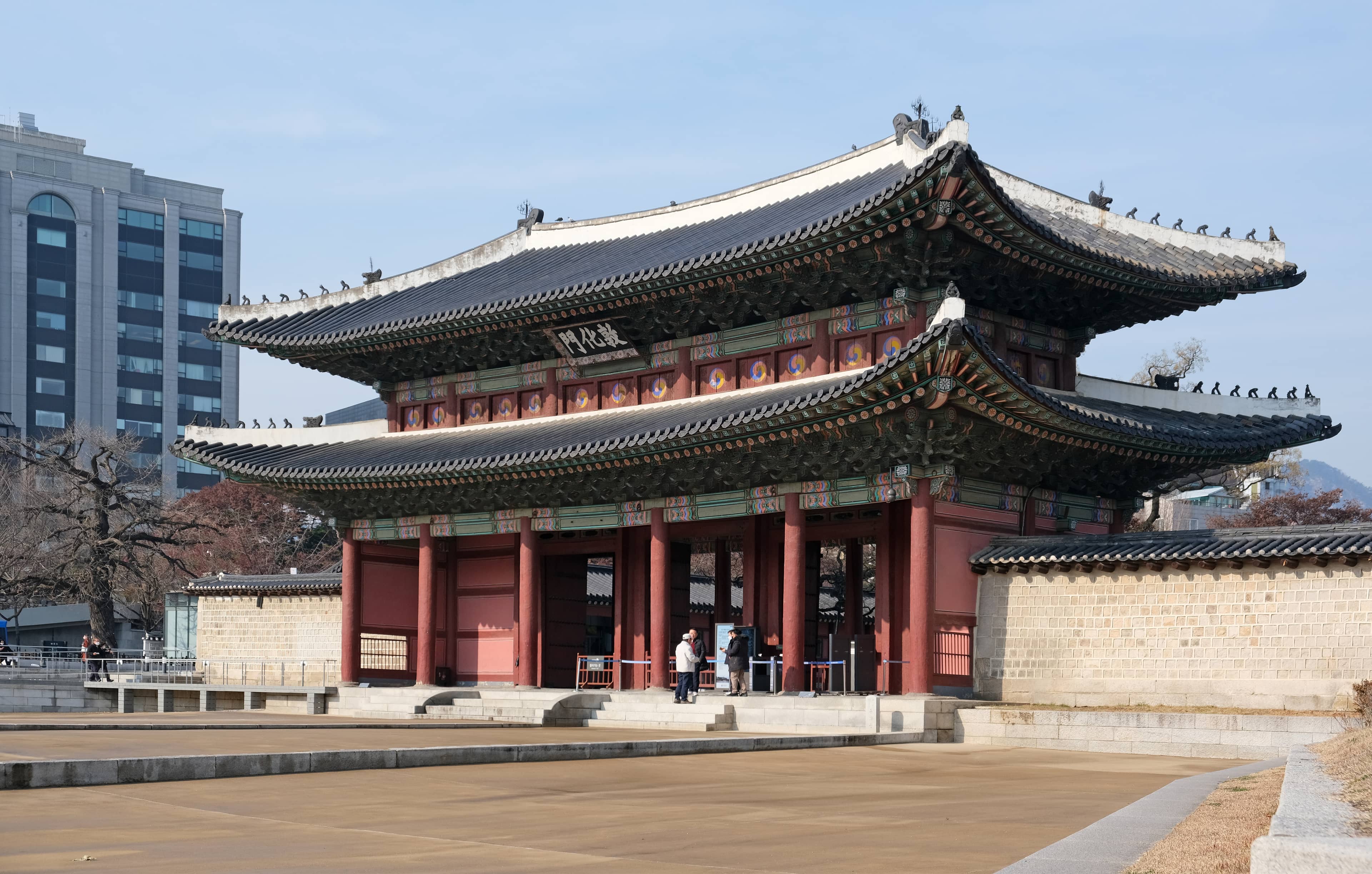 Donhwamun Gate