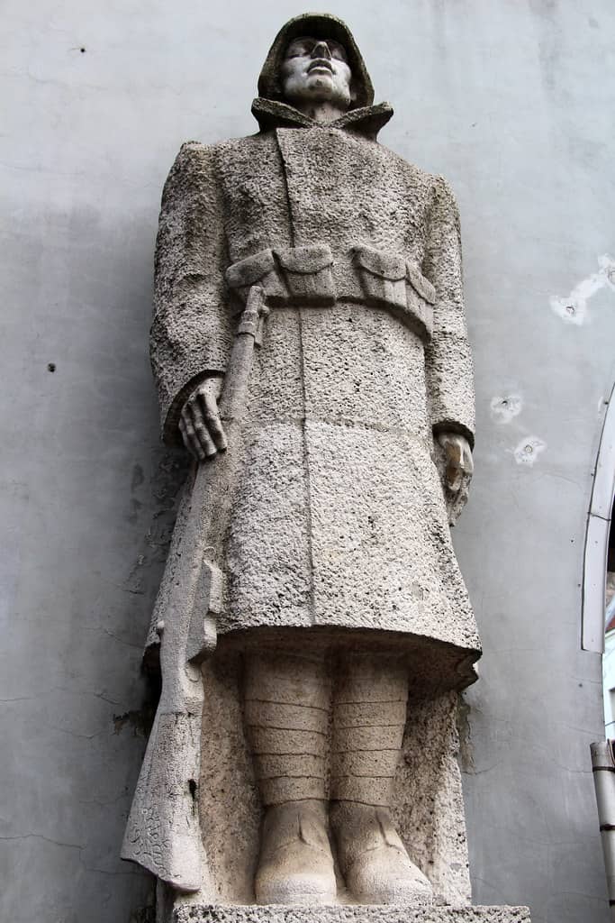 Sculptures of Soldiers