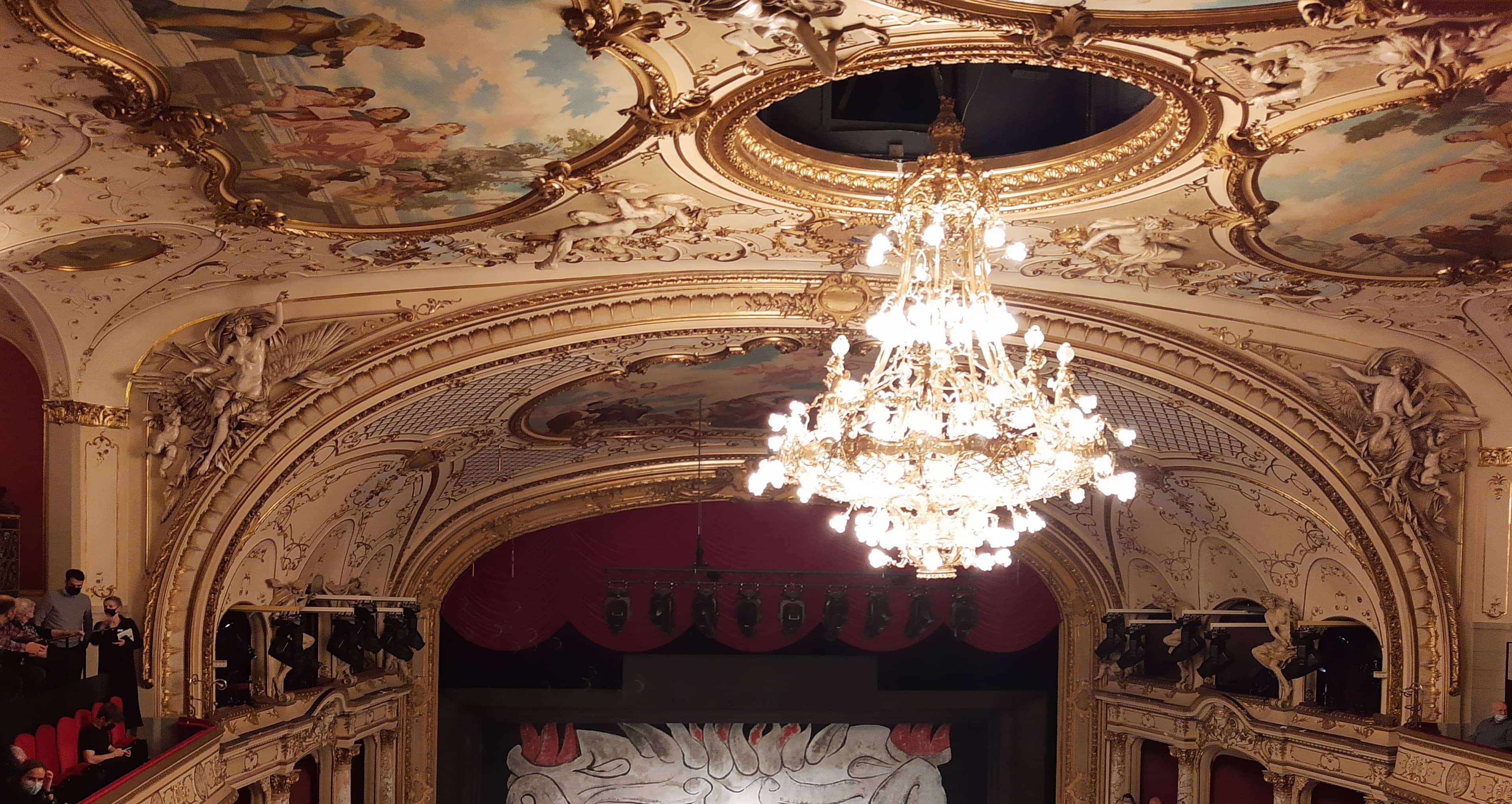 World-Class Opera & Ballet Performances