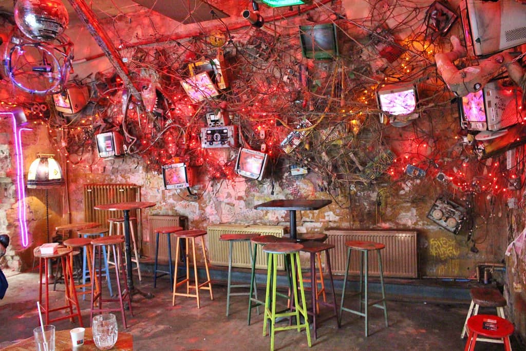 Eclectic Decor & Art