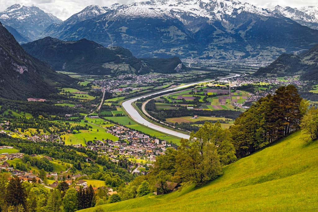 Scenic Rhine Valley Views