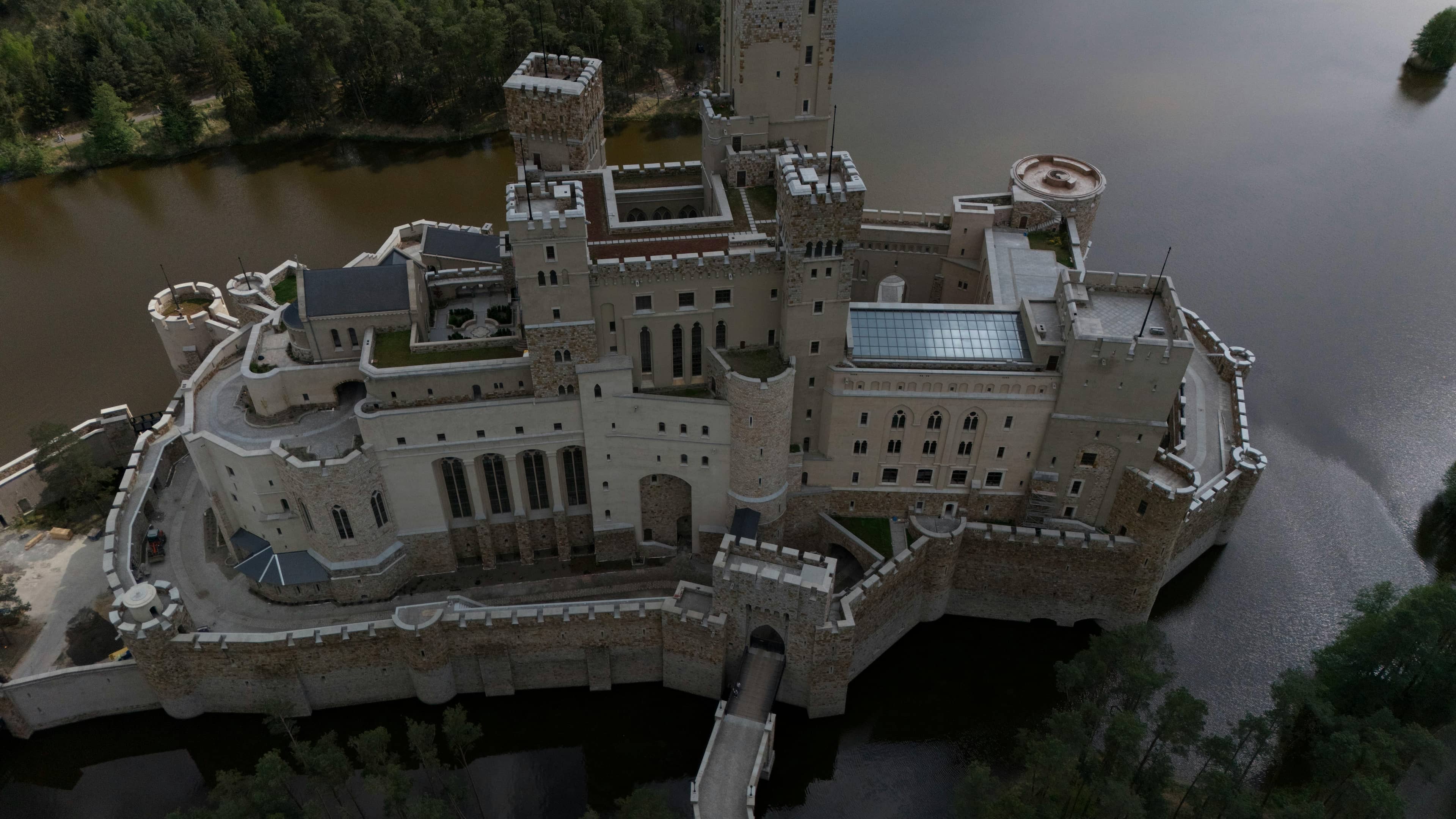 Castle Ramparts & Gardens