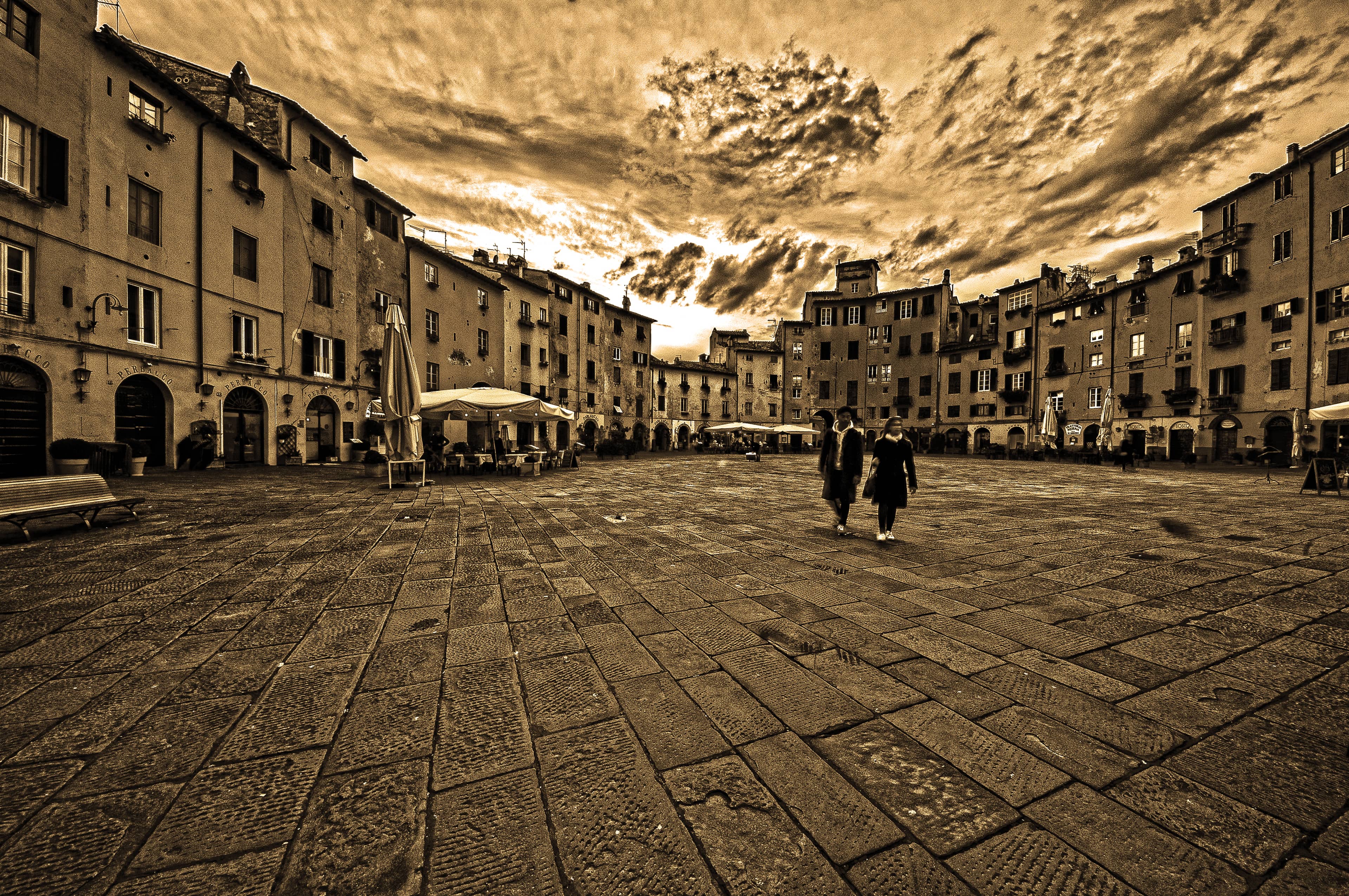 Piazza dell'Anfiteatro