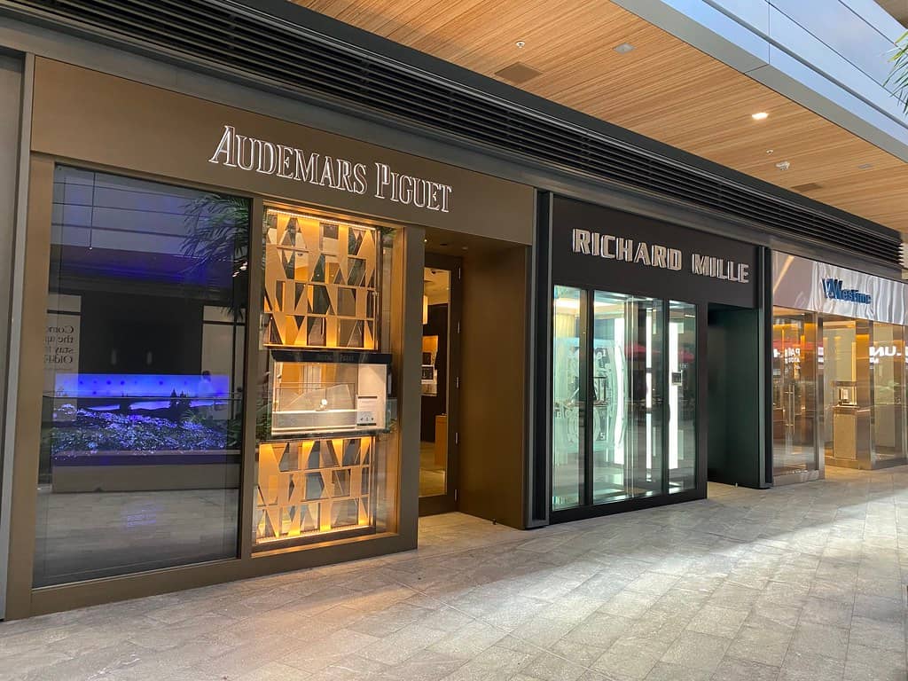 Luxury Shopping Experience