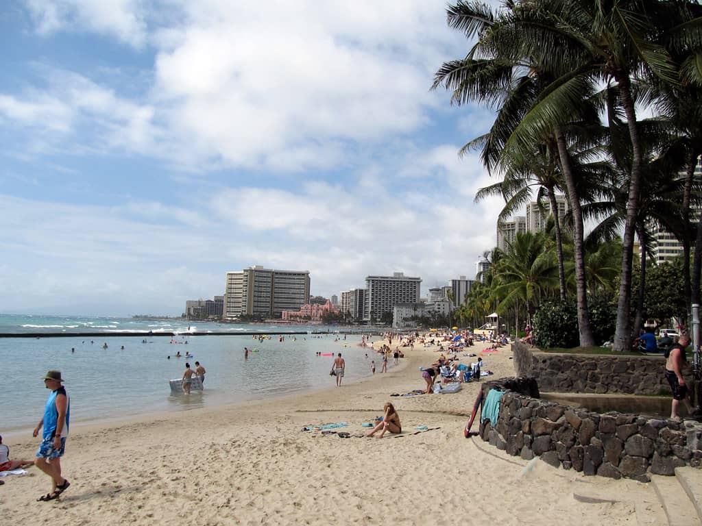 Waikiki Beachfront Access