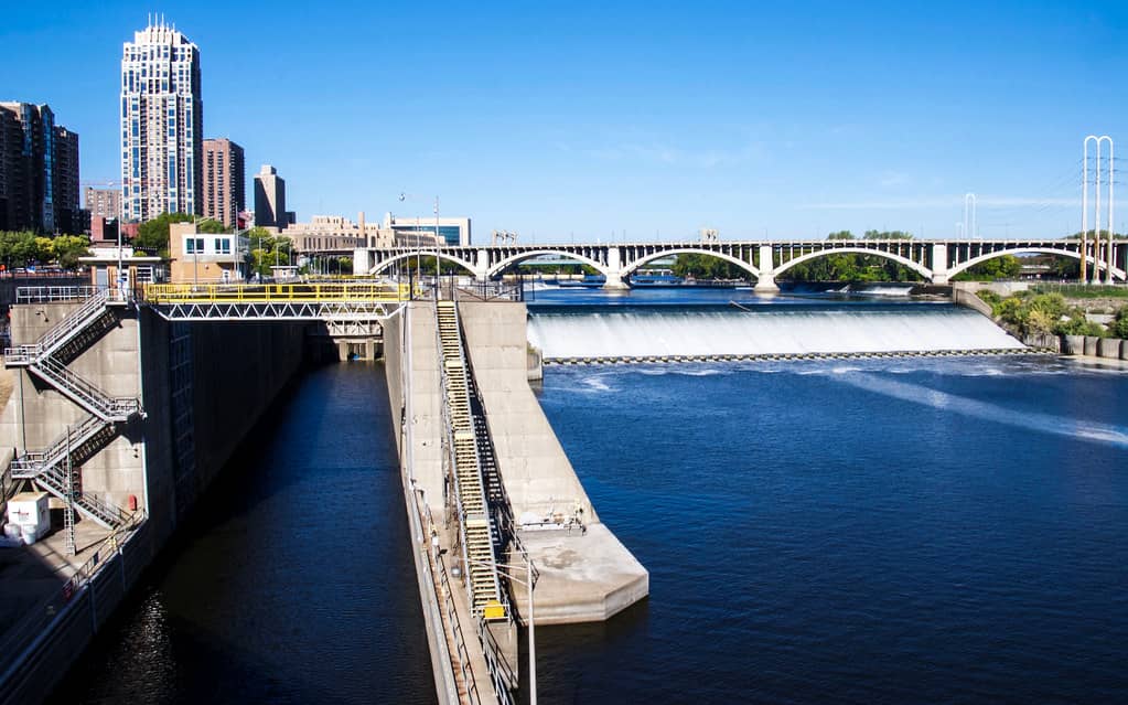 Lock & Dam Operations