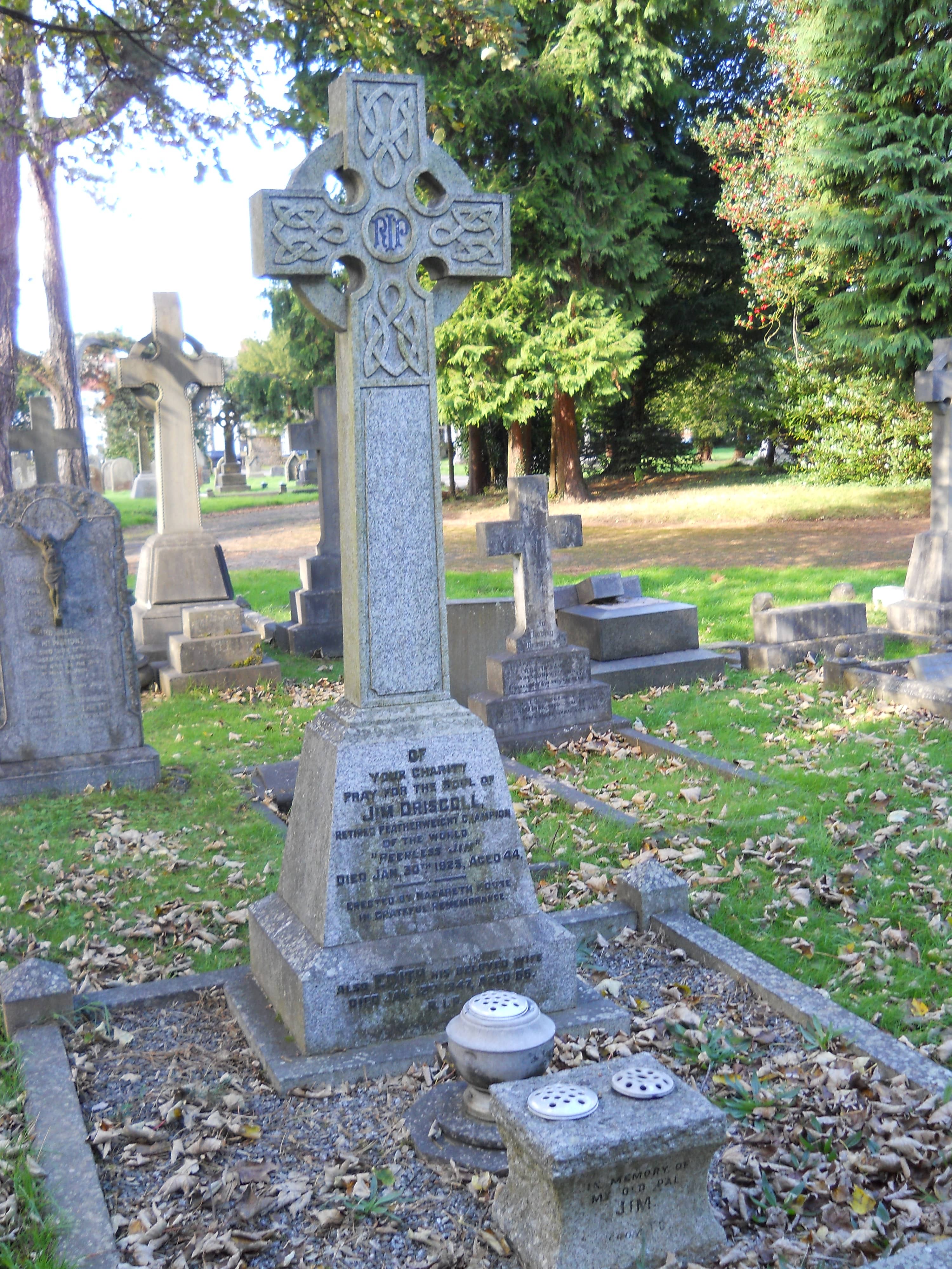 Notable Gravesites