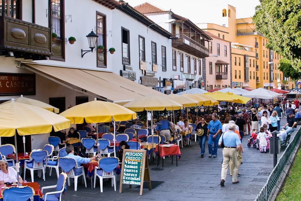 Upscale Shopping & Dining