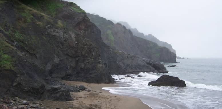 Secluded Cove Atmosphere