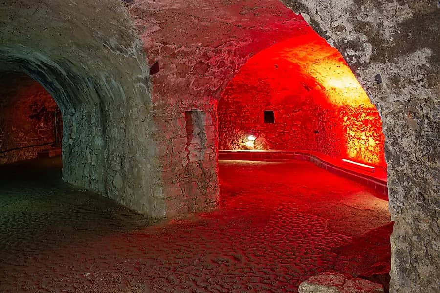 Underground Cellars (Cuevas-Bodegas)