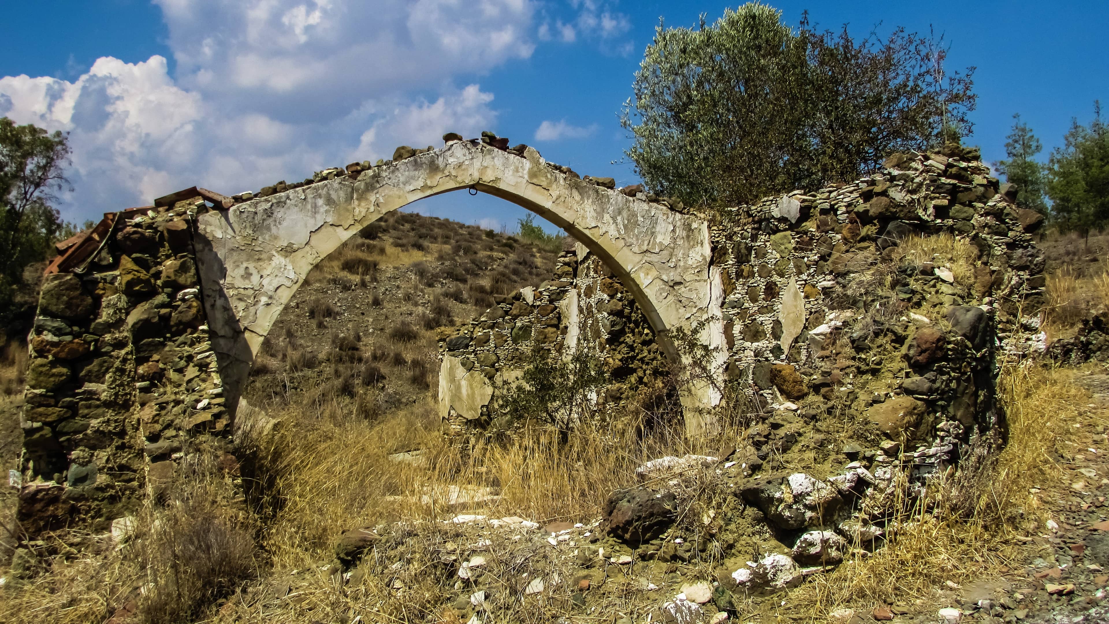 Venetian Bridge Trail