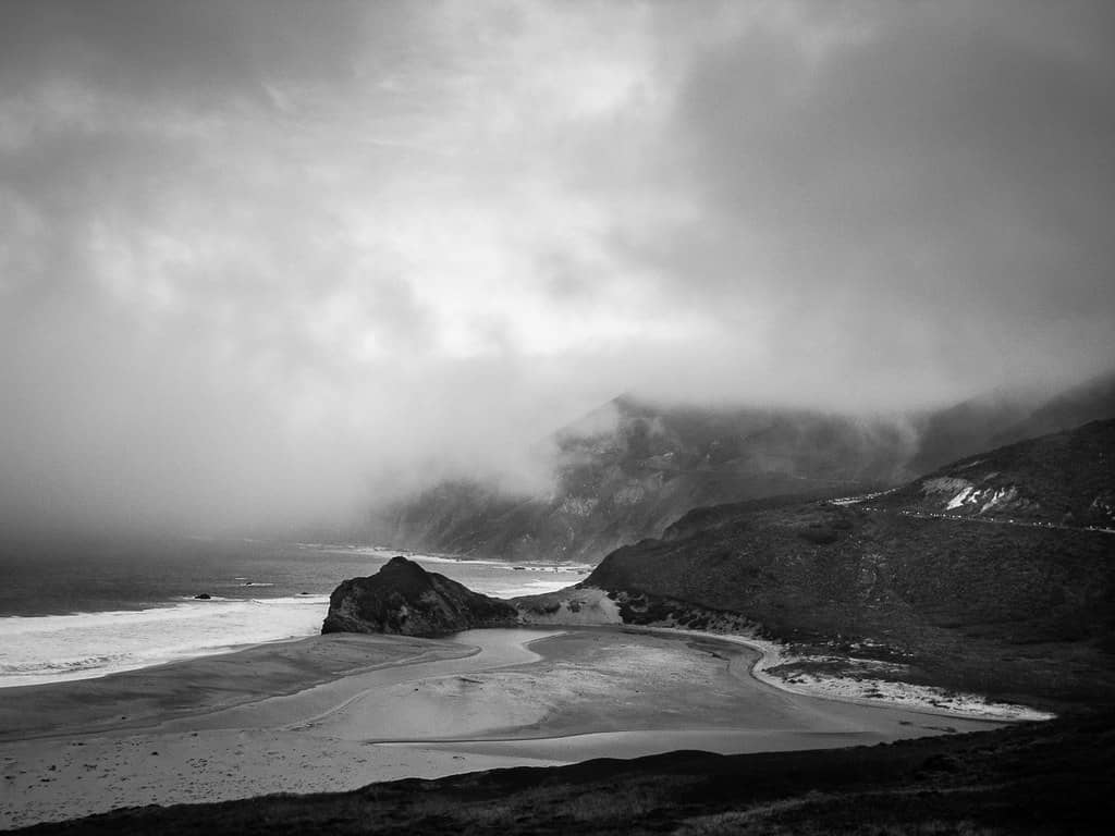 Dramatic Fog Encounters