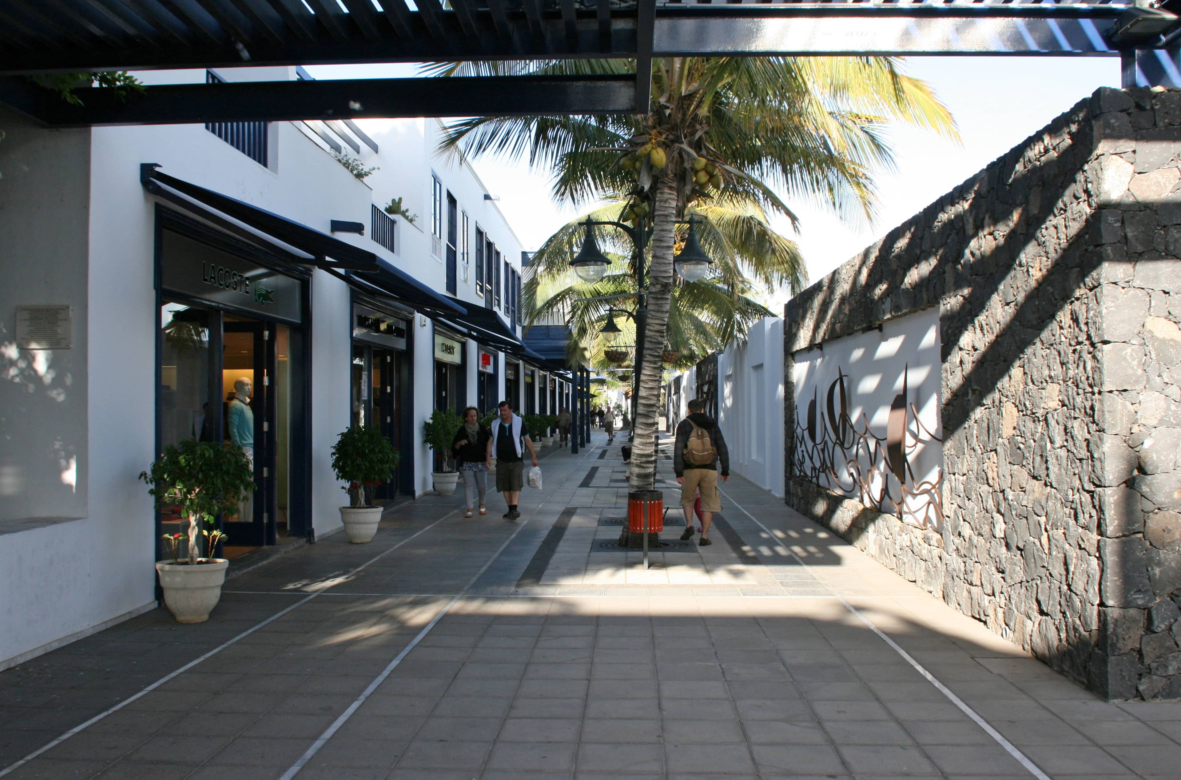 Downtown Shops & Restaurants