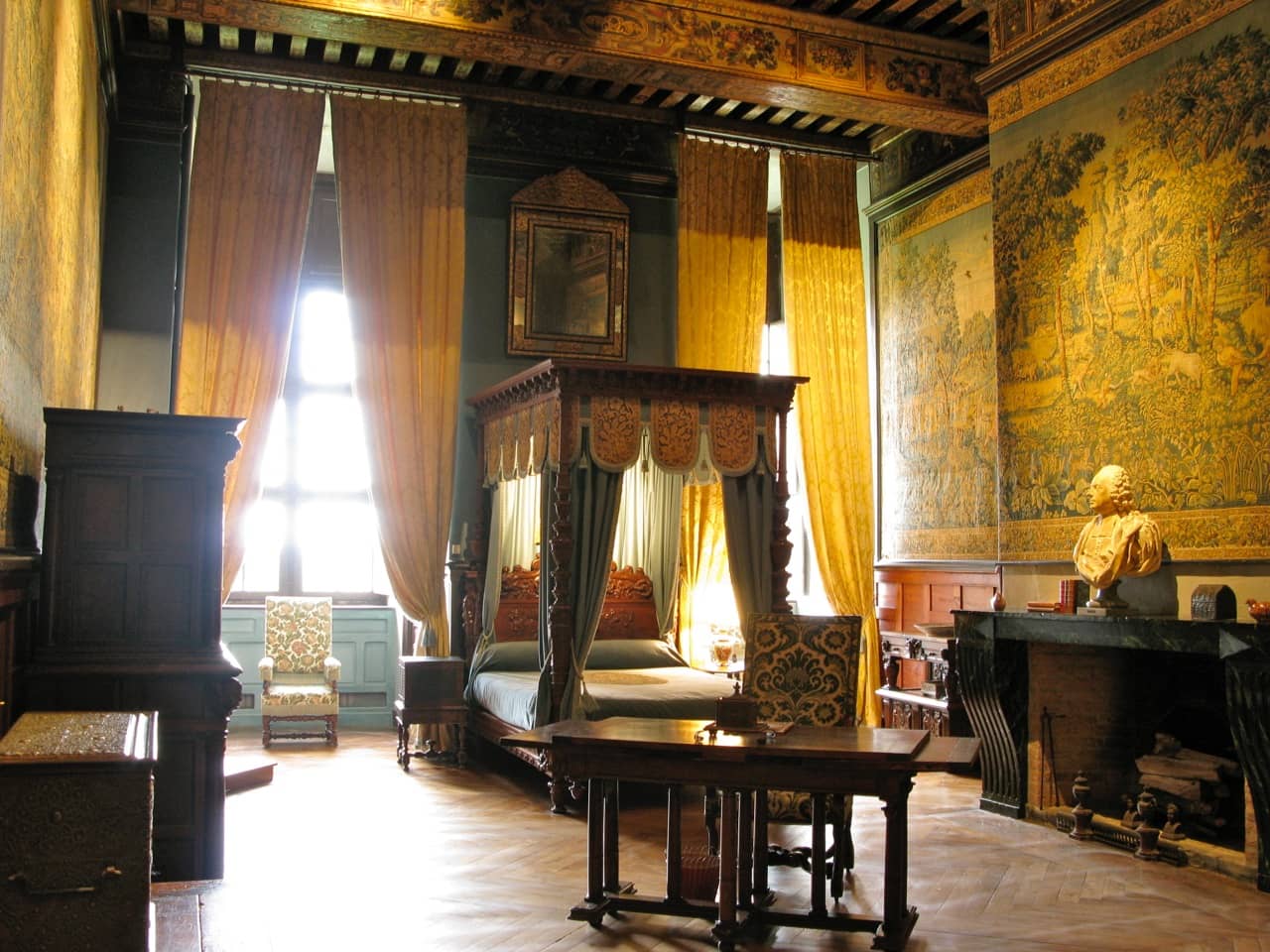 Period Decor & Family History