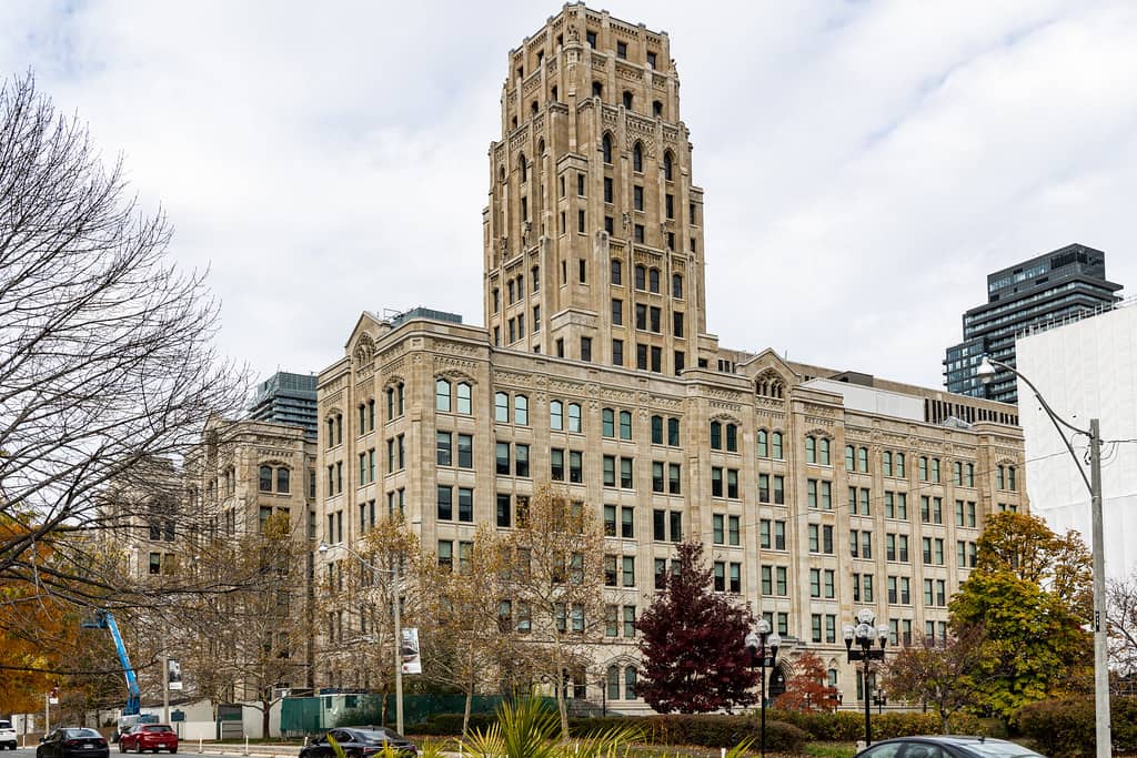Queen's Park Grounds