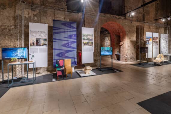 Furniture & Design Objects