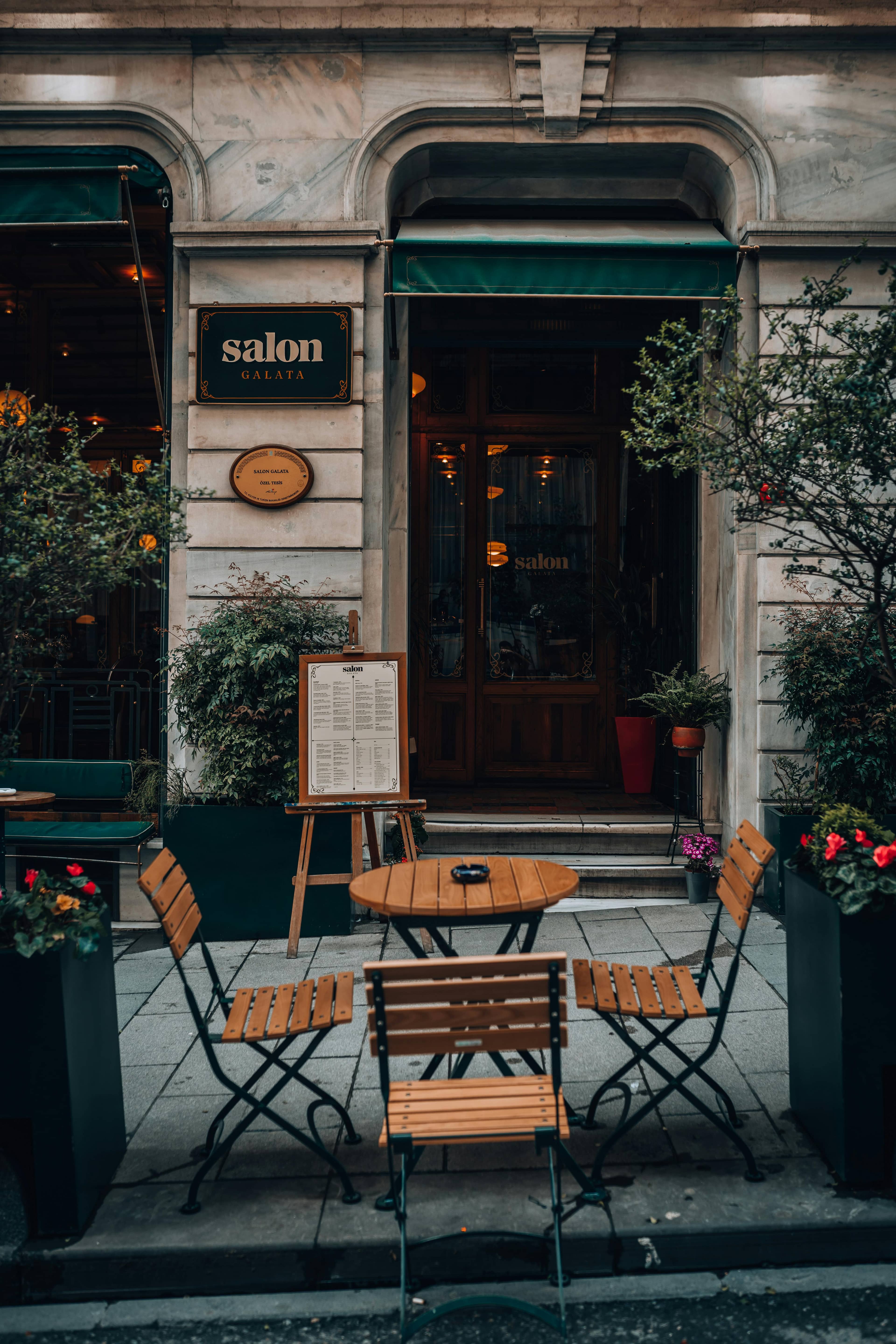 Otantik Cafe Ambiance