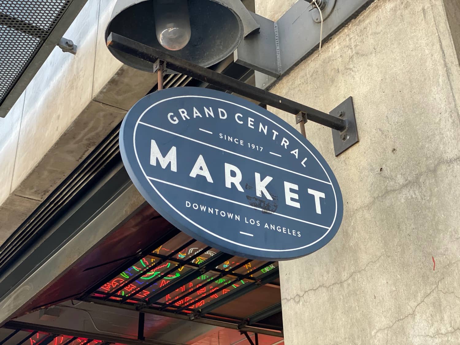 Local Boutiques & Cafes