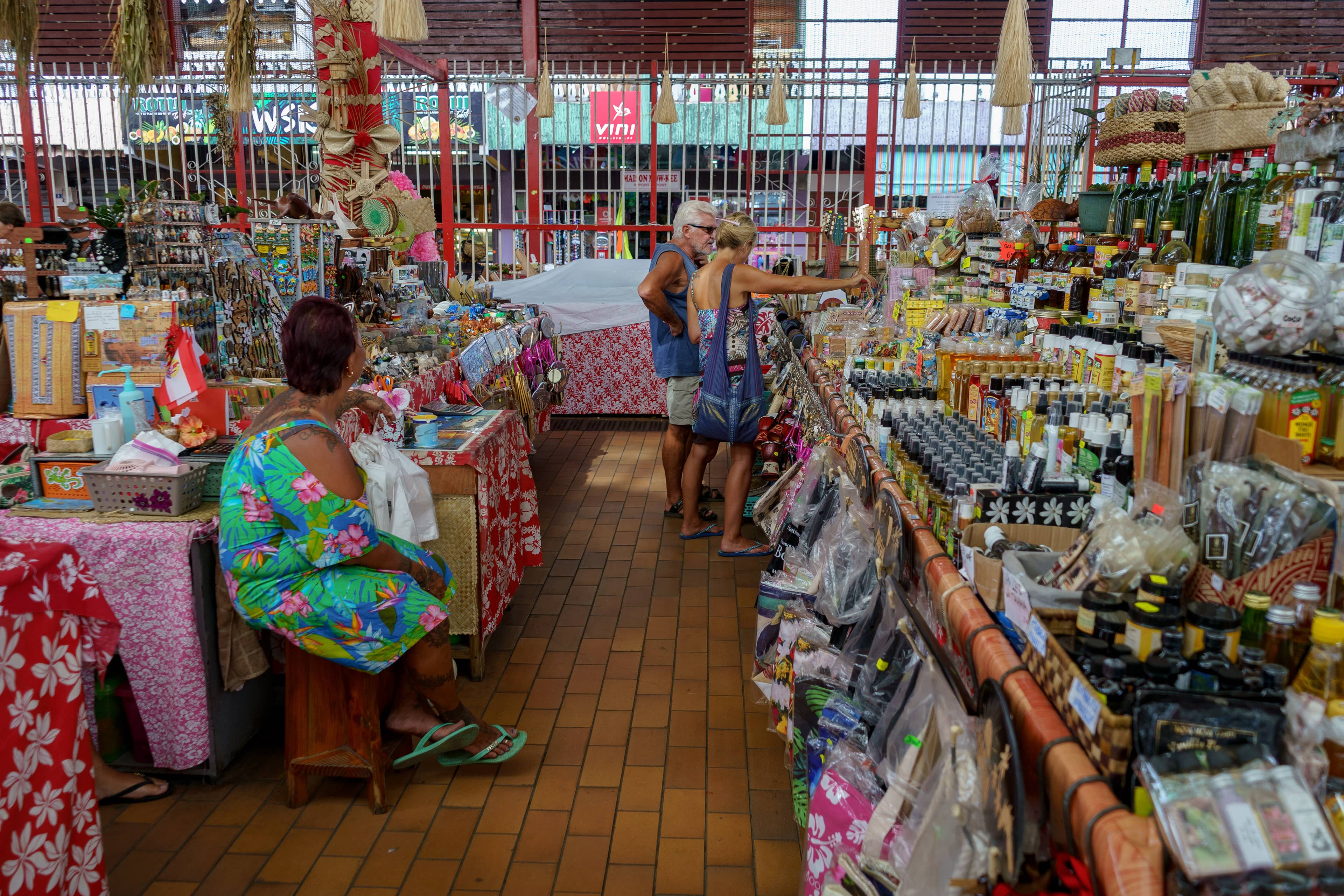 Local Crafts & Souvenirs