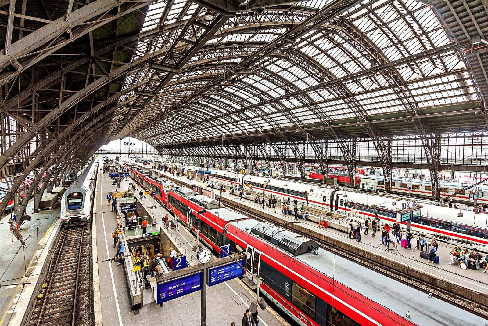 Spacious Waiting Area