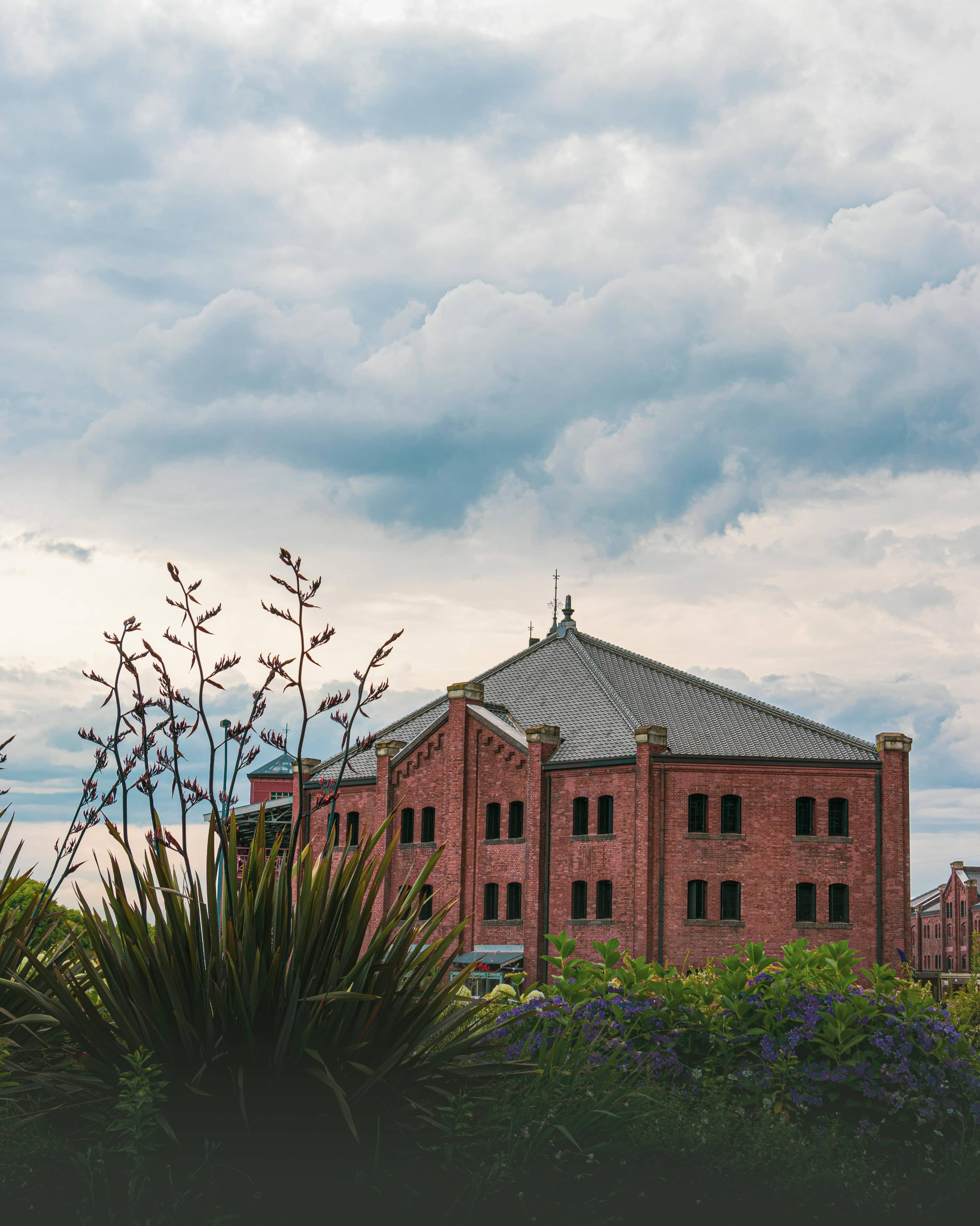 Boutique Shopping & Dining